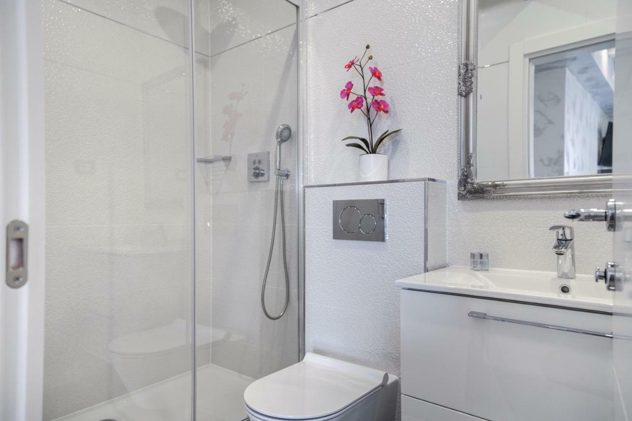 Appartamento Royal View Rovigno Esterno foto